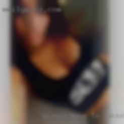 Please move to another naked Detroit BBW profile...
